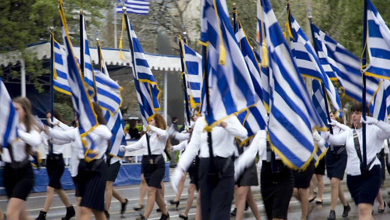 Σε εφαρμογή πλέον η Συμφωνία των Πρεσπών: Αποβλήθηκαν μαθητές στο Γέρακα επειδή φώναξαν υπέρ της Μακεδονίας – Υπό κατάληψη το σχολείο